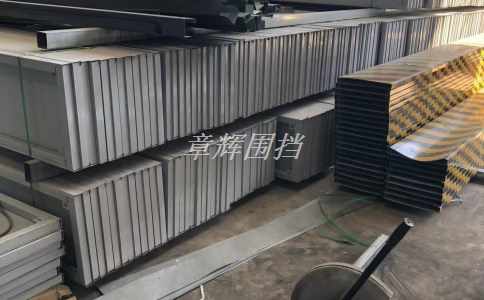 簡易圍擋在城市綠化工程中的樣式和圖案應該如何設(shè)計？（城市綠化工程中簡易圍擋的圖案與裝飾方案探討）