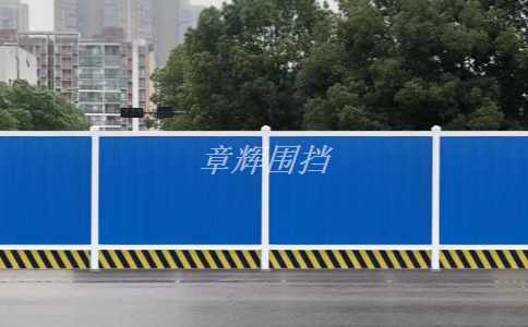 簡易圍擋在不同場合下的使用壽命有何區(qū)別？（不同場合下簡易圍擋的使用年限分析）