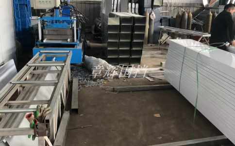 簡易圍擋在臨時施工現(xiàn)場中的應(yīng)用條件有哪些限制？（臨時施工現(xiàn)場中簡易圍擋的選型原則）